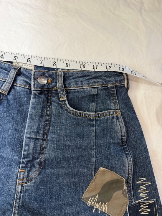 PILCRO ANTHROPOLOGIE Kenna Mid Rise Heritage Barrel Jeans Camo Patchwork 24 - Picture 8 of 11